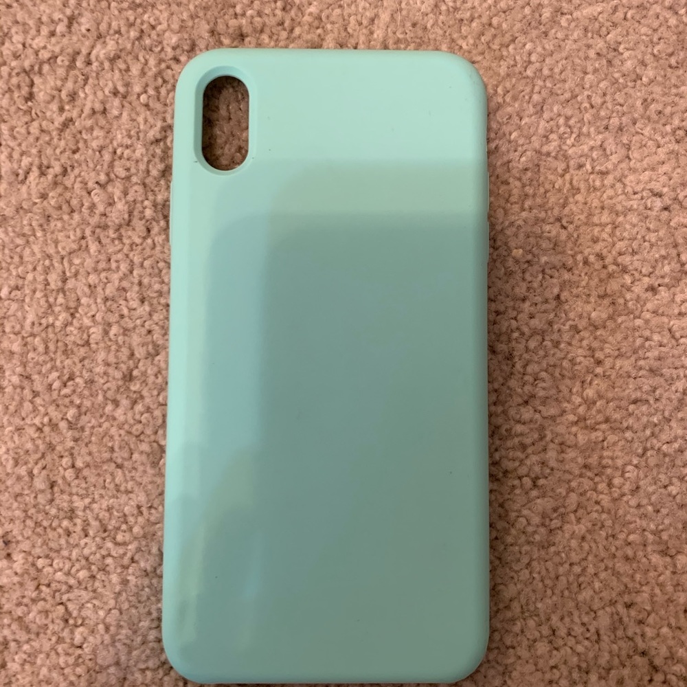 Mint green silicone xs Max case